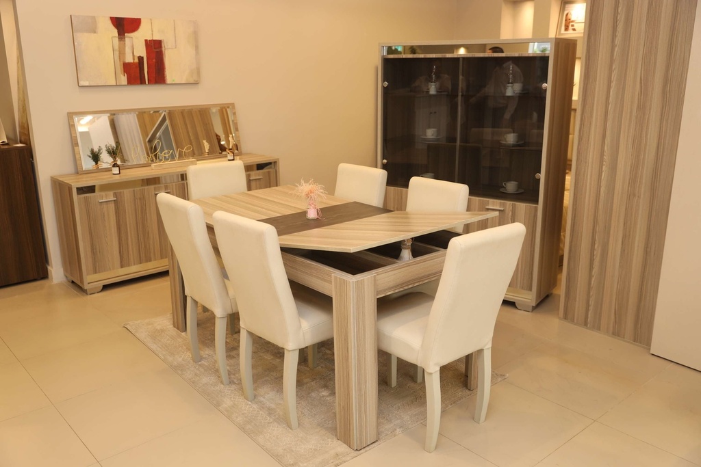 Dining room reina