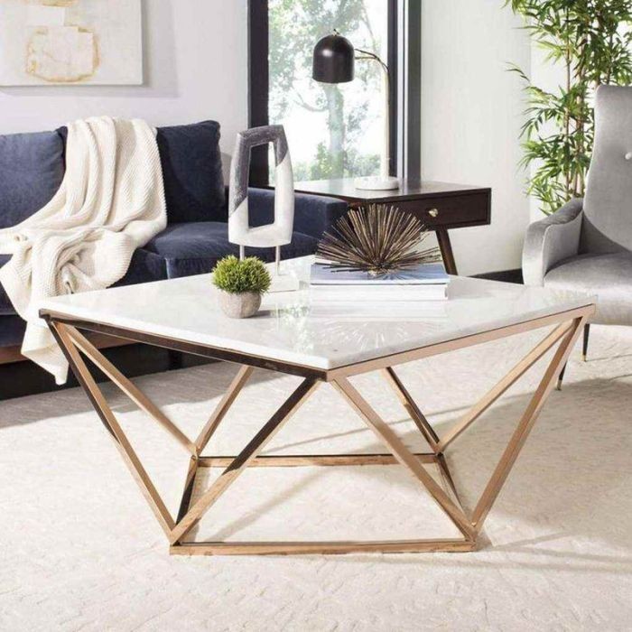 Coffee table, Golden - st316