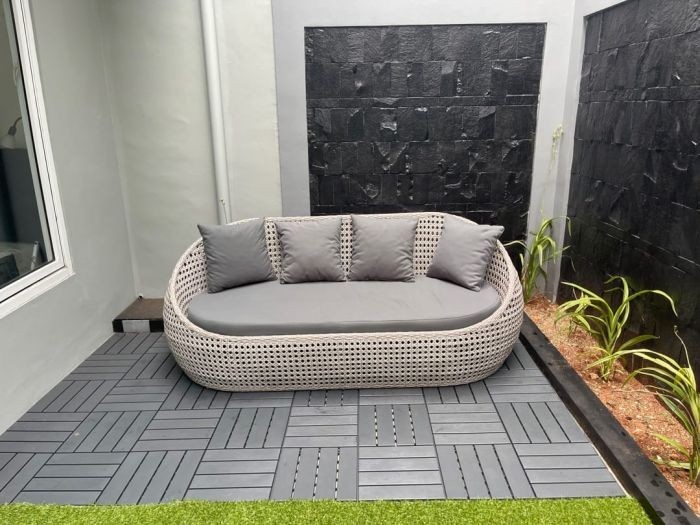 Outdoor Sofa Beige R65