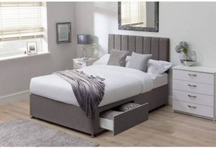 Button Tufted Bed, Gray - AT026