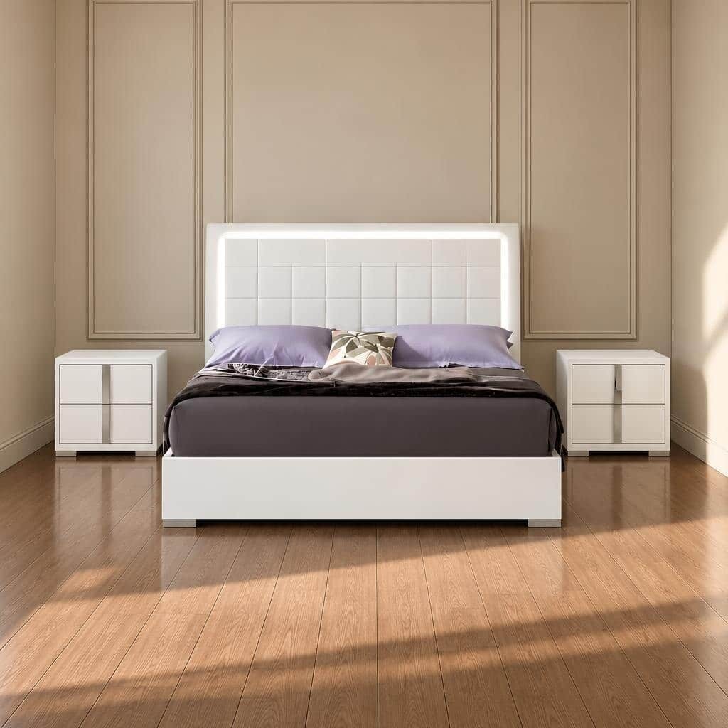 Zaro Bed and Nightstand Set
