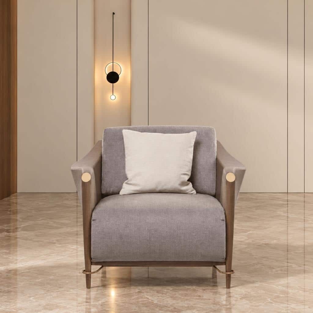 Tova Living Chair